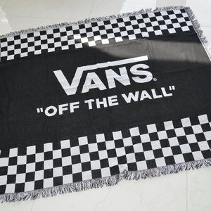 Vans picnic blancket black and white with checkers